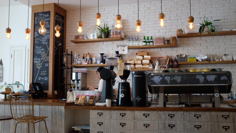 ecommerce-CAUSSOLS-min_coffee_shop_light_cafe_coffee_shop-32620